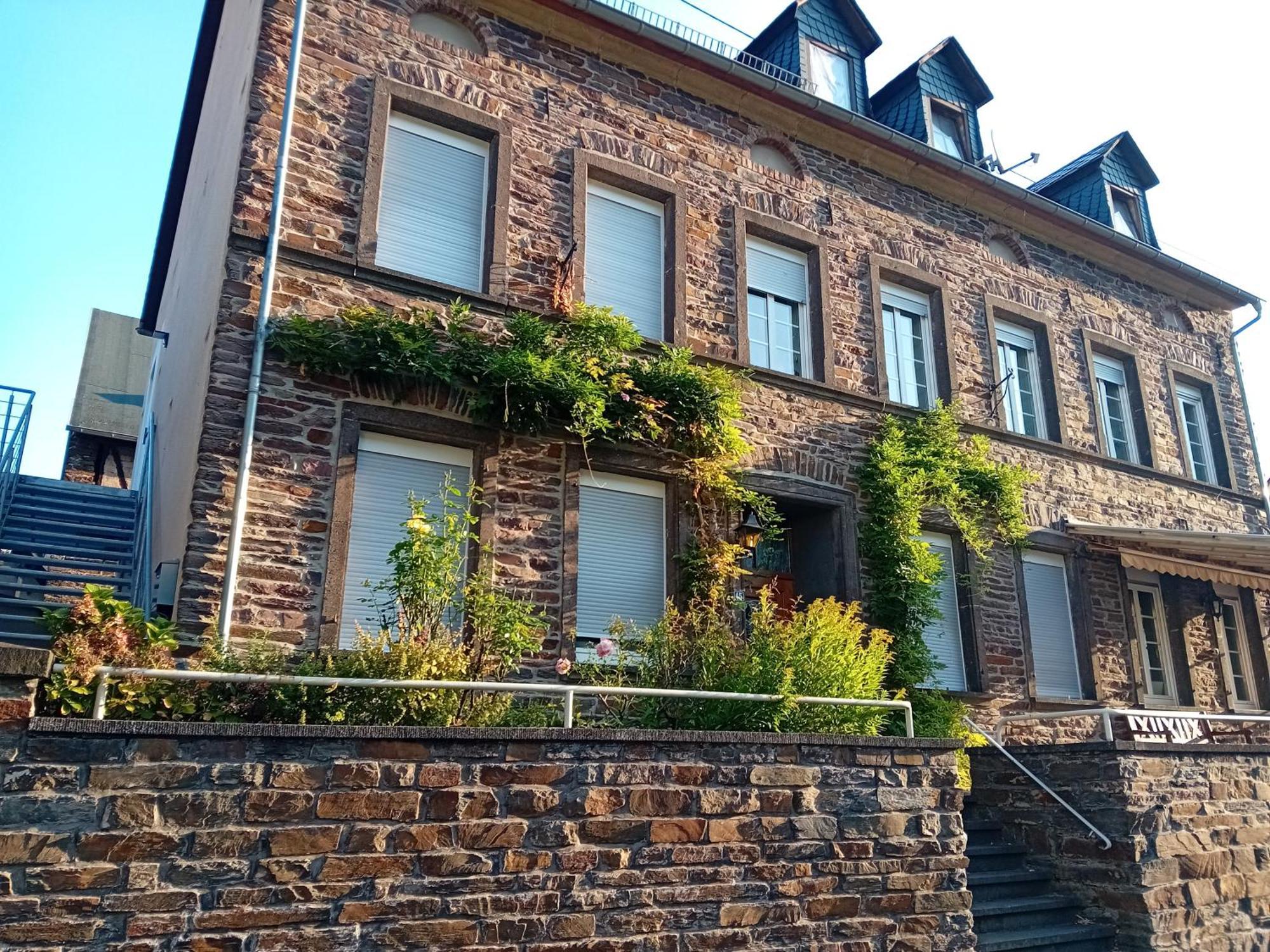 Villa Eisfeld Еленц-Полтерсдорф Екстериор снимка